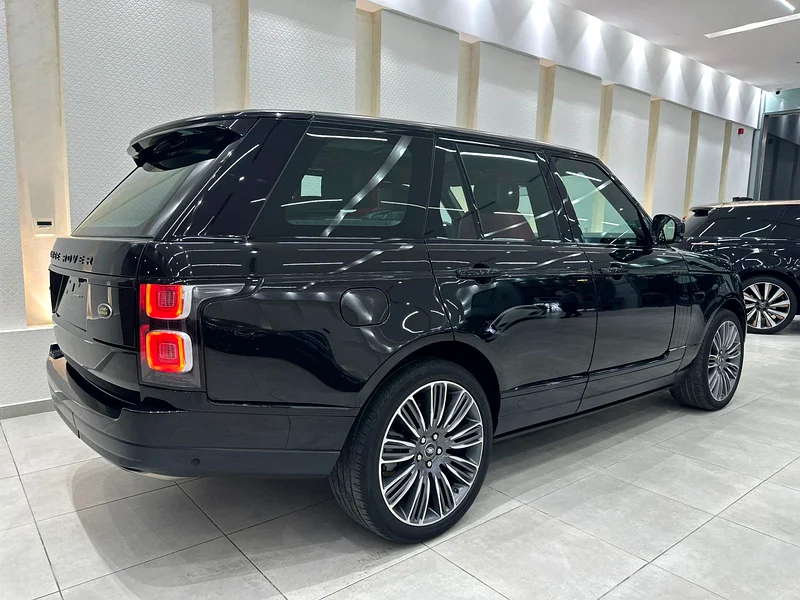 Range Rover VogueSE Supercharged P525 V8,2018 Model,Gcc Specification,Under Dealer Contract Service63227780371458113