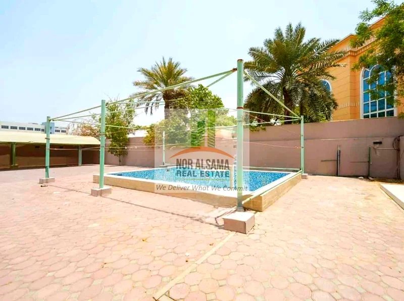 Distress & Beautiful Deal, Large Plot Size 5 Bedrooms Villa In Al Mizhar First Just In 5.99M63914932651778111
