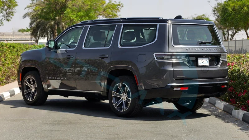 2023 JEEP GRAND WAGONEER SERIES II I6 3.0L TT 4X4 GCC 0 Km with 3 Years or 60,000 Km Warranty63231164390402114