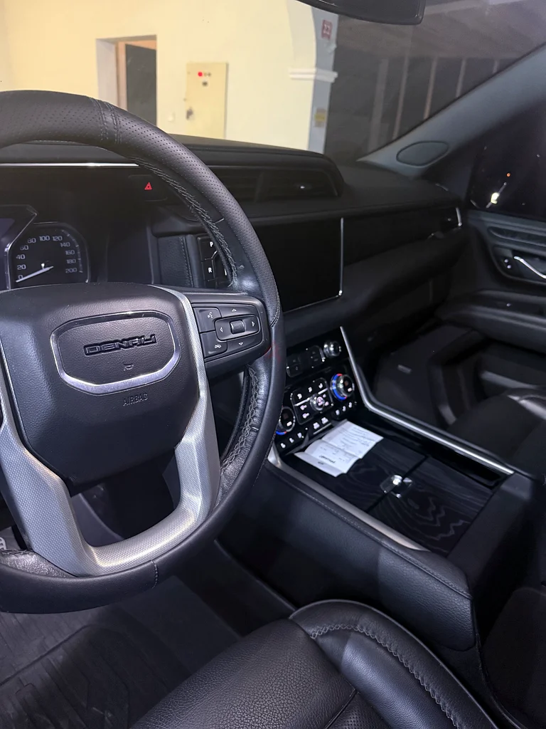 Clean Carfax, GMC Denali, top of the range63398502644483113