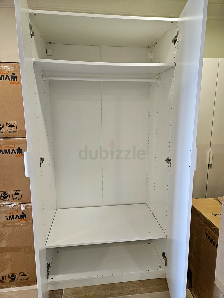 Stylish White Storage Wardrobe for Sale!632108937048331129