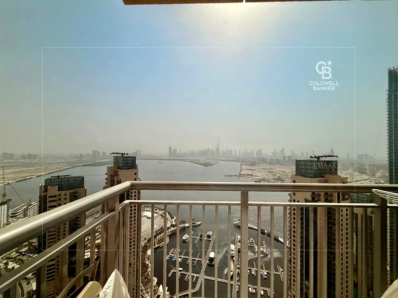 Sea and Skyline Views | High Floor | Exclusive64026744067843111