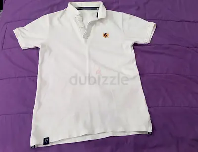 Stylish White Polo Shirt for Casual Wear