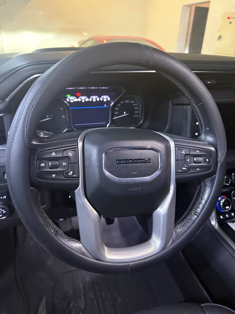 Clean Carfax, GMC Denali, top of the range63398502644483112
