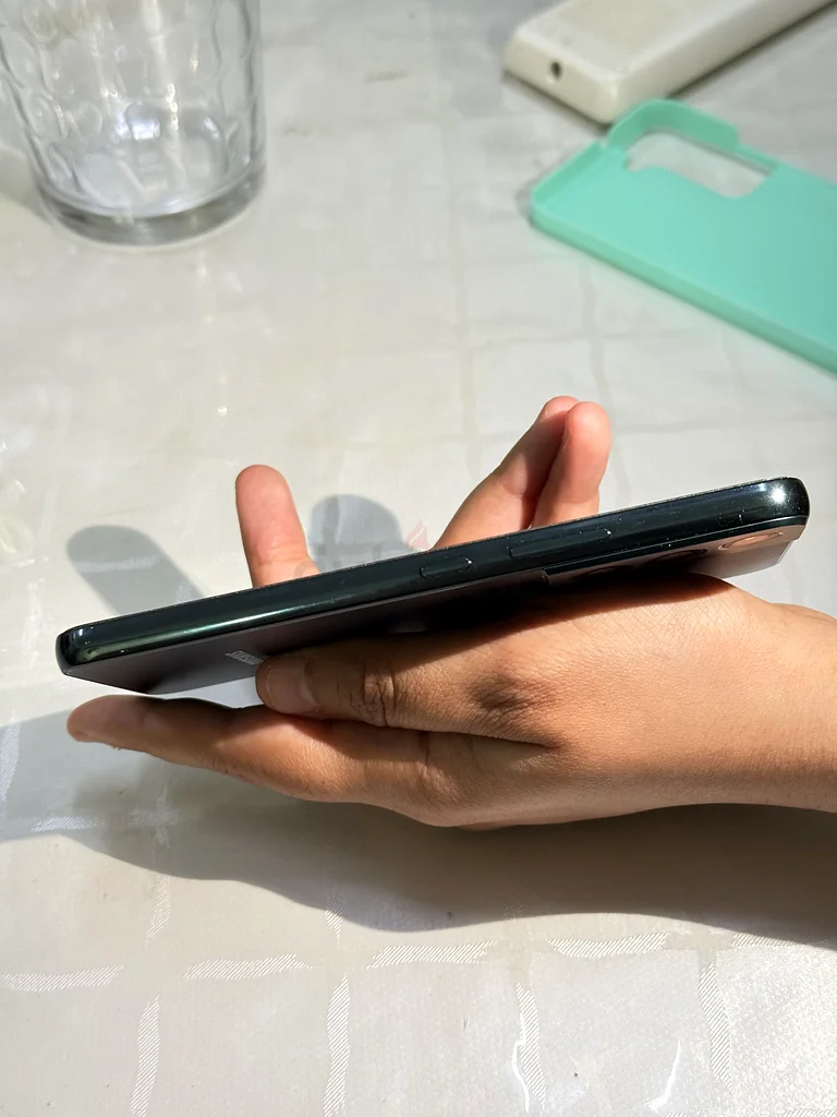 Samsung Galaxy S2263213943346562114