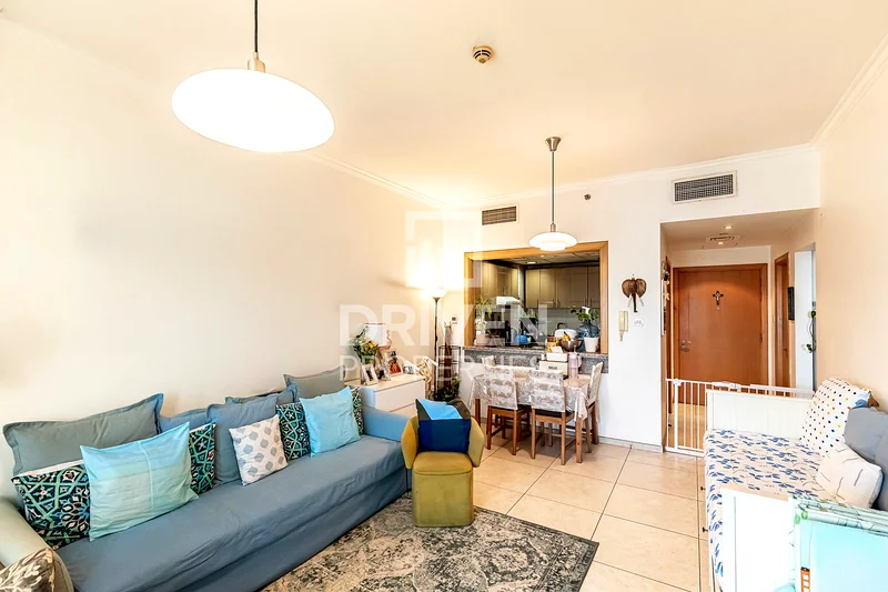Low Floor and Large Layout | Rented Unit63978007424899114