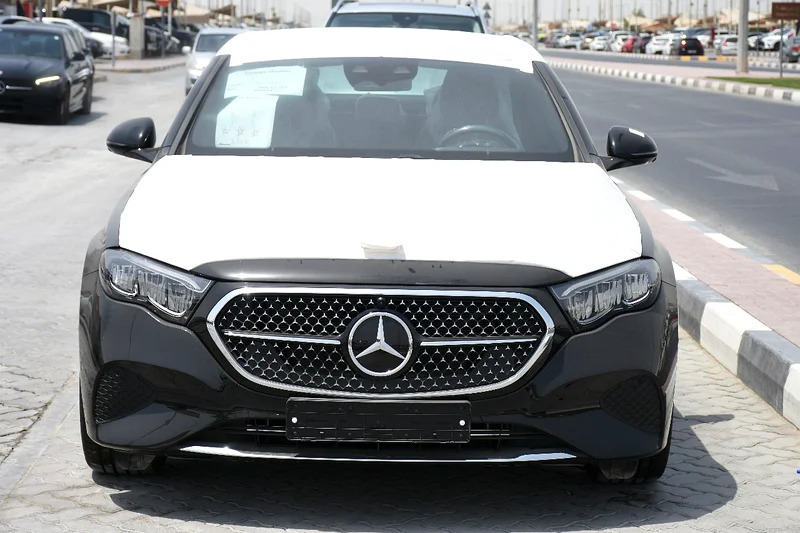 NEW | E200 LOADED | WITH WARRANTY63231642098051111