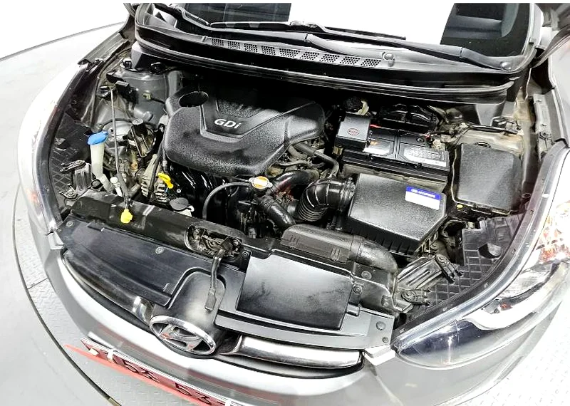 2012 Hyundai Avante M16 GDI with 2 keys63406898794754113