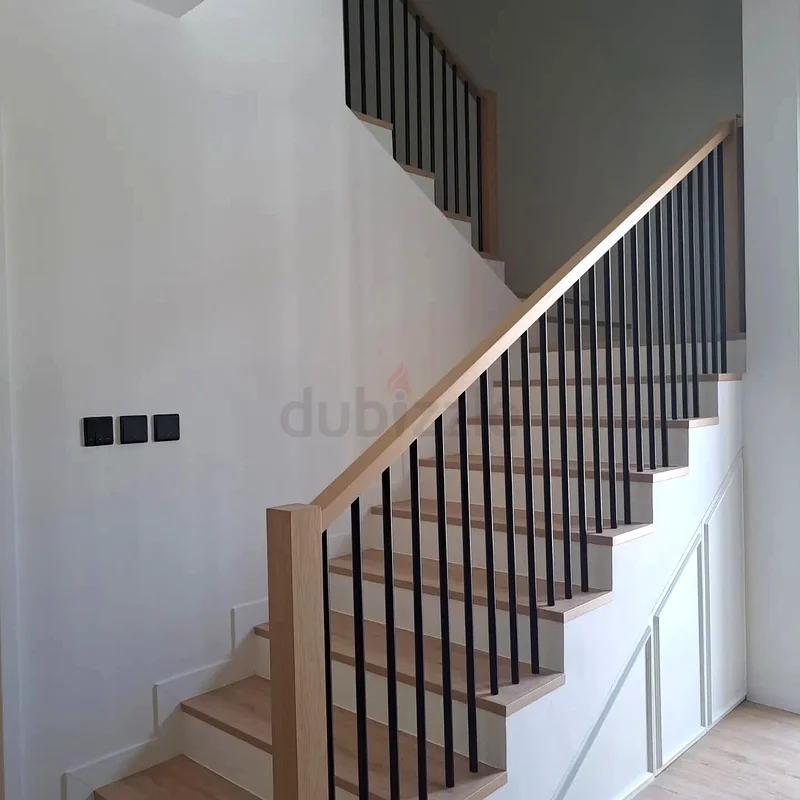 Staircase Railing  #villarenovation  #renovationdubai  #medowsresidence63217830968705111