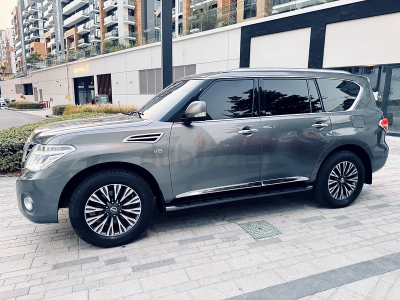 Nissan Patrol Le big engine low mileage63229282054146112