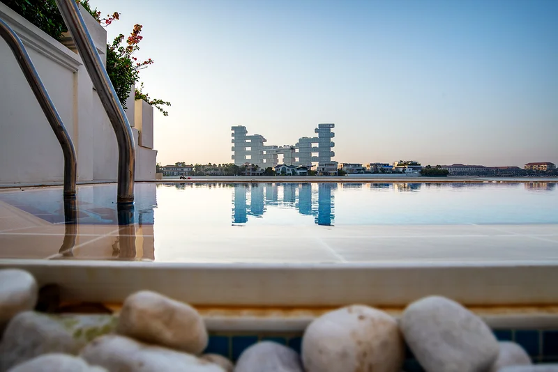 Luxury Beachfront 4BHK +M Villa with Private Pool | Palm Jumeirah63220309759490111