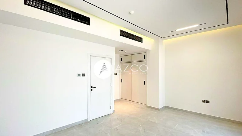 3 BHK + Maids Room | Massive Layout | Vacant63786429778306114