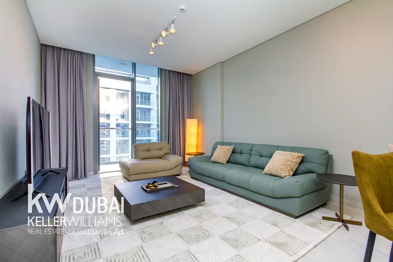 Gym | Library | Lagoon View | Skyline View64006254932098111