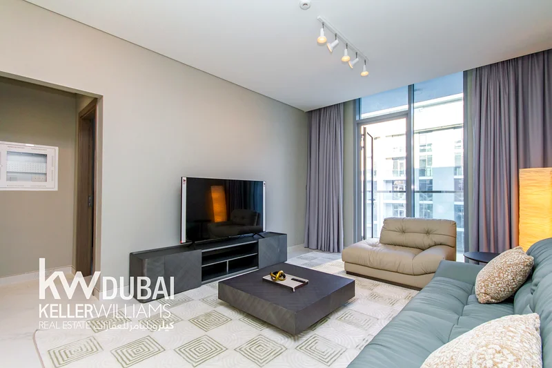 Gym | Library | Lagoon View | Skyline View64006254932098110