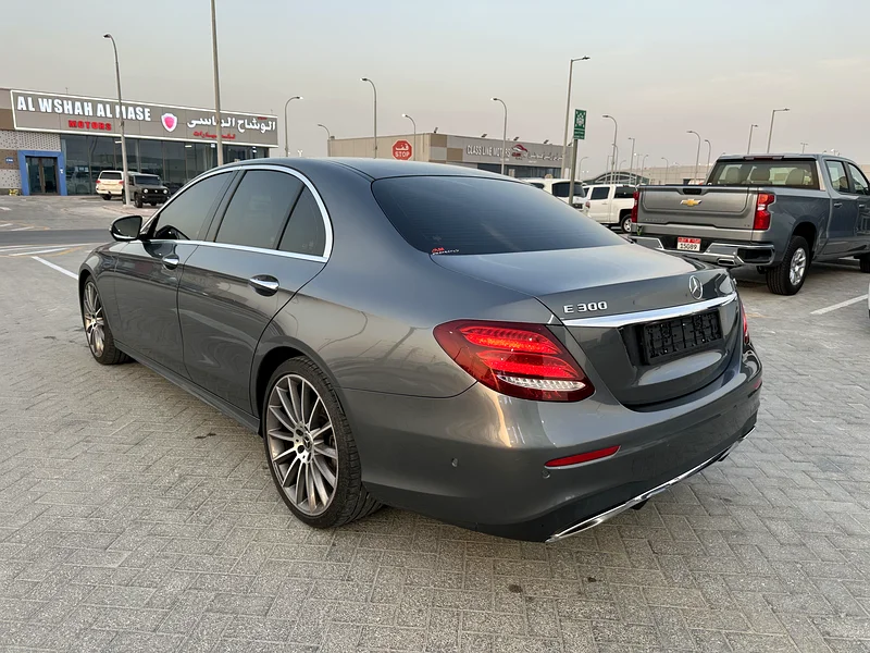 Mercedes 2020 E30063228788266883112