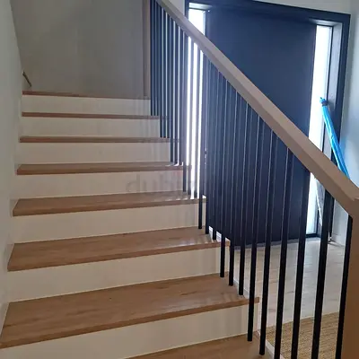 Staircase Railing  #villarenovation  #renovationdubai  #medowsresidence