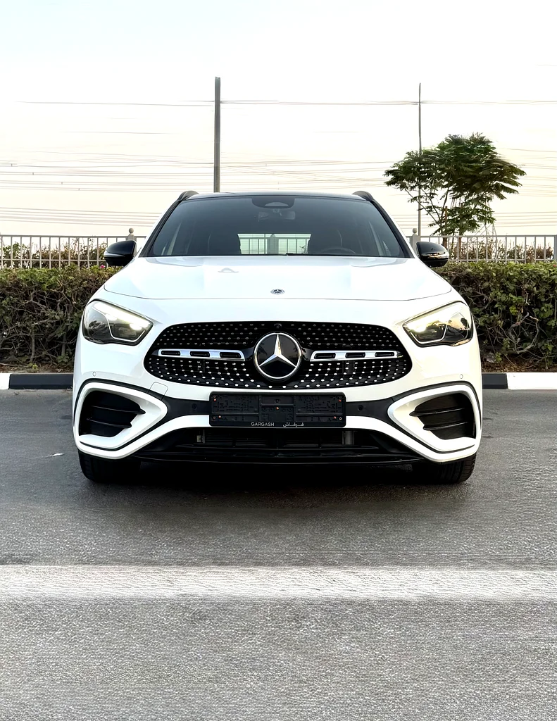 MERCEDES-BENZ - GLA 200 - GCC - 2024 - SUPER CLEAN - WARRANTY AND FULL SERVICE 5 YEARS FROM GARGASH63399919305987112