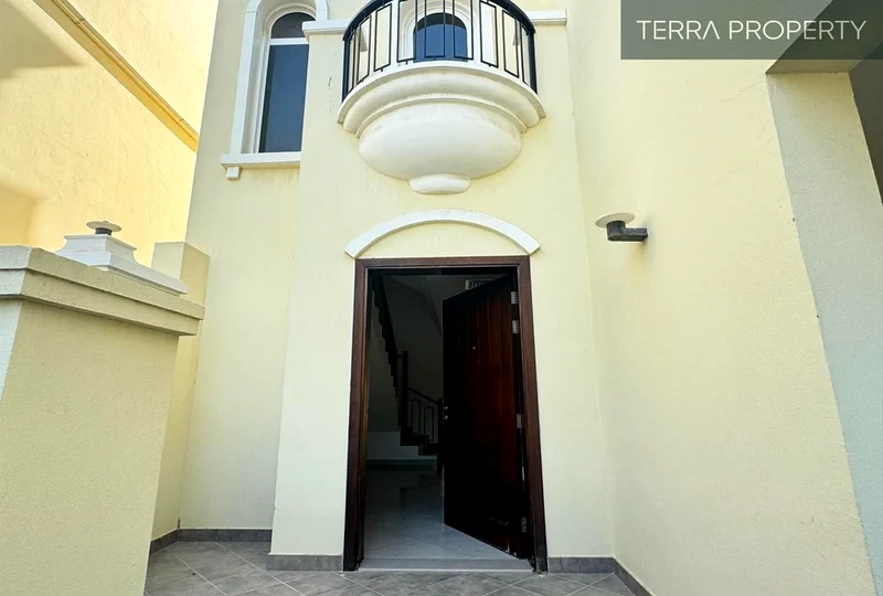 Lovely Community - Pool View - Well Maintained63859512840321113