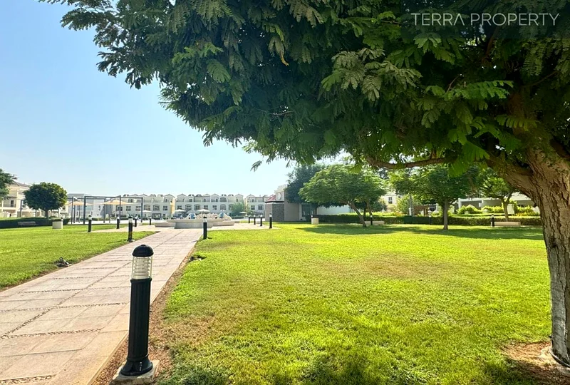 Lovely Community - Pool View - Well Maintained63859512840321111