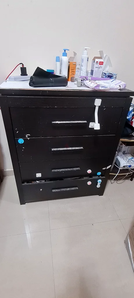 مجاني للأخذ معنا لأننا ننتقل إلى منزل مفروش63208393860739111