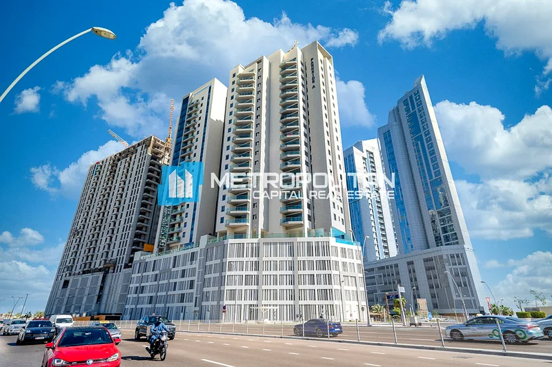 3 غرف نوم + غرفة خادمة | شرفة | مسبح وصالة رياضية | طابق عالي63843501145346110