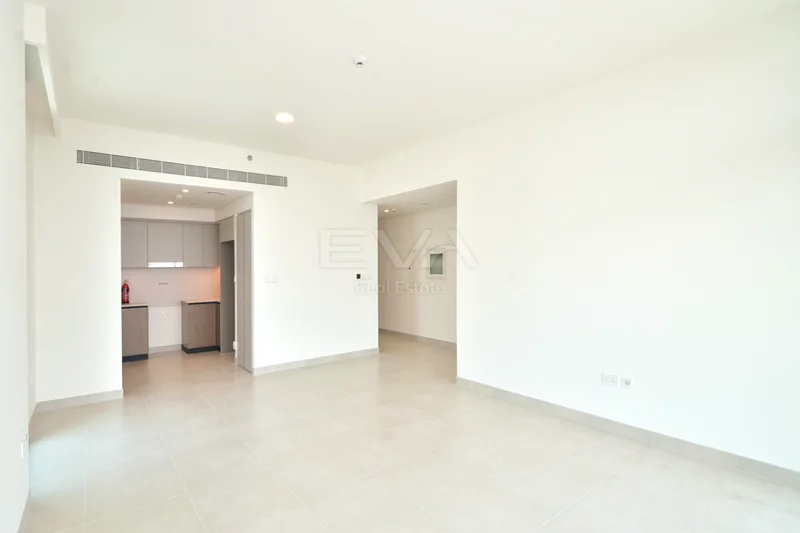 Spacious | Unfurnished | Vacant64026863253507113
