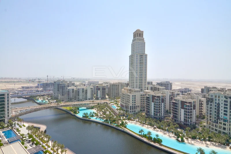 Spacious | Unfurnished | Vacant64026863253507110