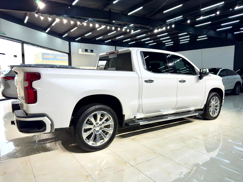 2022 - Chevrolet Silverado High Country | V863398562937731112