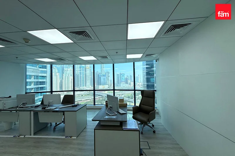 مجهز | وحدة شاغرة | مؤثثة63827376807042111
