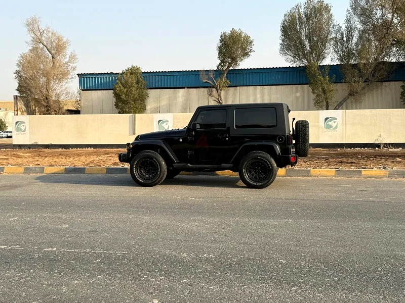 Jeep wrangler for sale AED 24000/- with good condition  modified63398596323842111