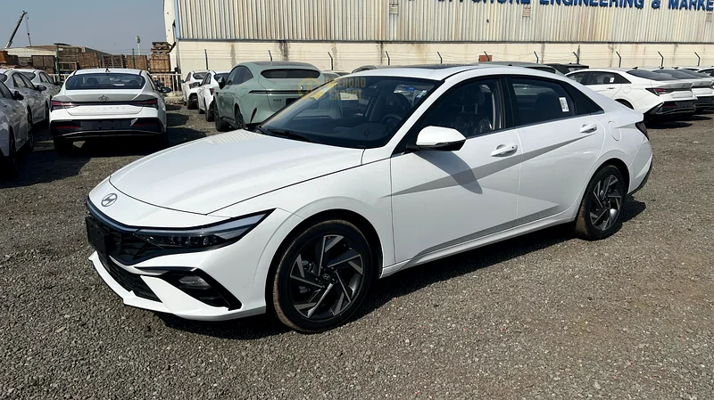 2025 Hyundai Elantra 1.5L - 0KM, Export Only (Bulk Order for International Dealers)63169915033474112