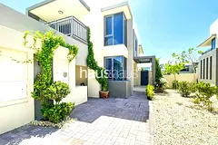 Central Location | Corner | Greenbelt