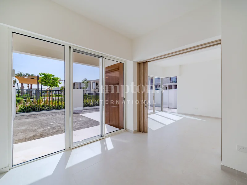 Close To Pool | Vacant | On Green Belt63947675177347114