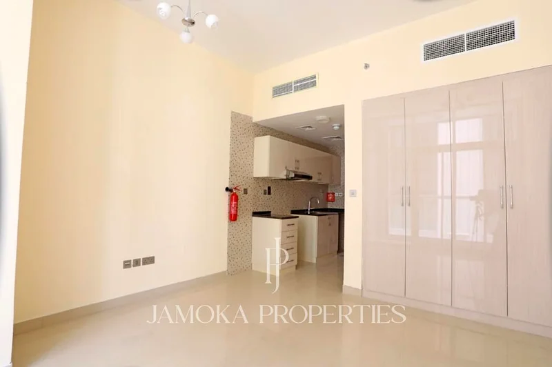 Spacious | Prime Location | Multiple Units63978007549443113