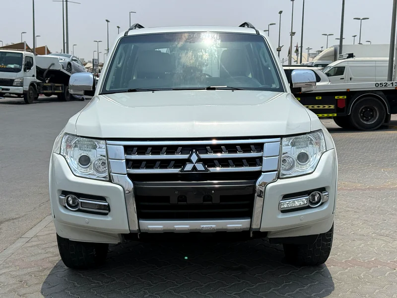 MITSUBISHI PAJERO GLS 2017 IN EXCELLENT CONDITION63398589929731114
