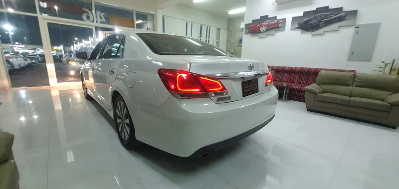 Toyota Avalon 2011, full option, very clean, in excellent condition with customs papers63412309484803114