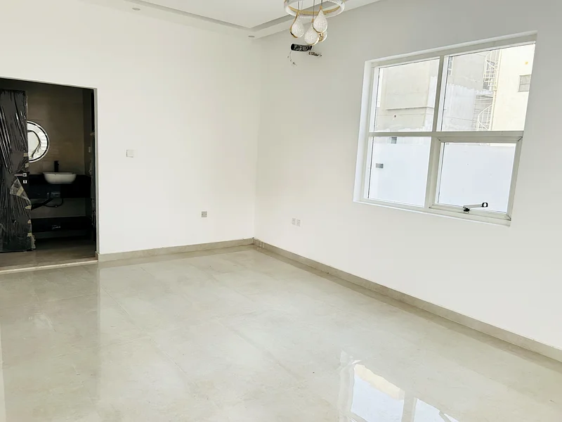 🏡 Spacious 5-Bedroom Villa for Sale in Helio 1, Ajman – AED 1.5 Million63892121632387113