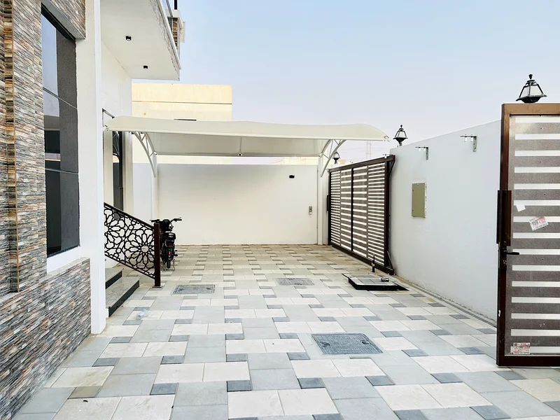 🏡 Spacious 5-Bedroom Villa for Sale in Helio 1, Ajman – AED 1.5 Million63892121632387110