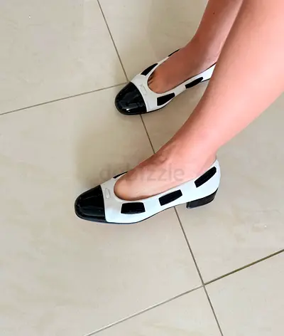 Pretty Ballerinas black and white shoes 38