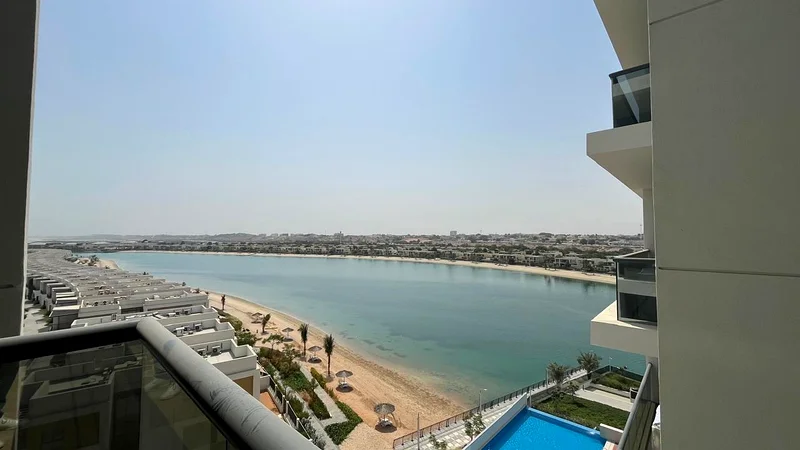 LuxuryAmenities-Elegantly Furnished-2 BR-Beachview63864087169794111
