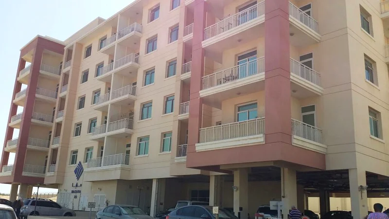 LUXURY LIVING | TENANTED UNIT | NEAR TO THE EXIT63934142834689112