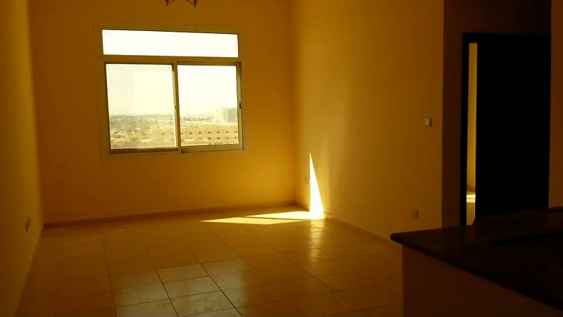LUXURY LIVING | TENANTED UNIT | NEAR TO THE EXIT63934142834689110
