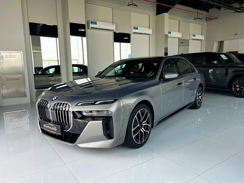 BMW 740634119313987861113