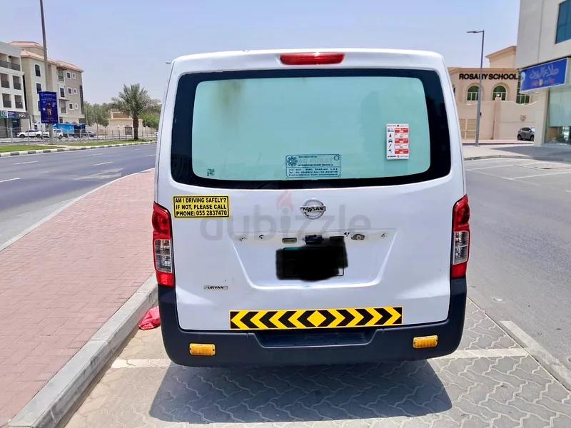 Nissan Urvan with chiller facility63227257800706112