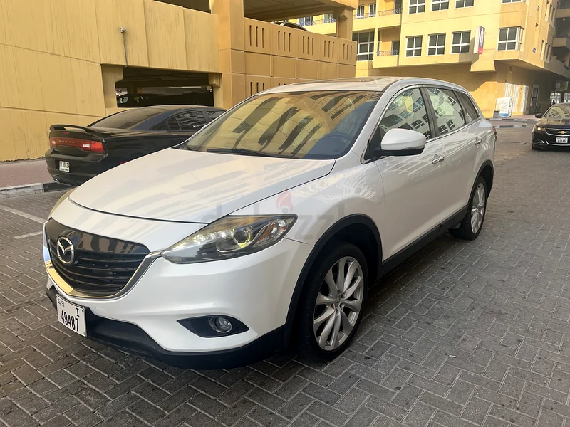 Mazda CX9  GCC LOW mileage VGC full options  2015 model free accident original pint632233158321951120