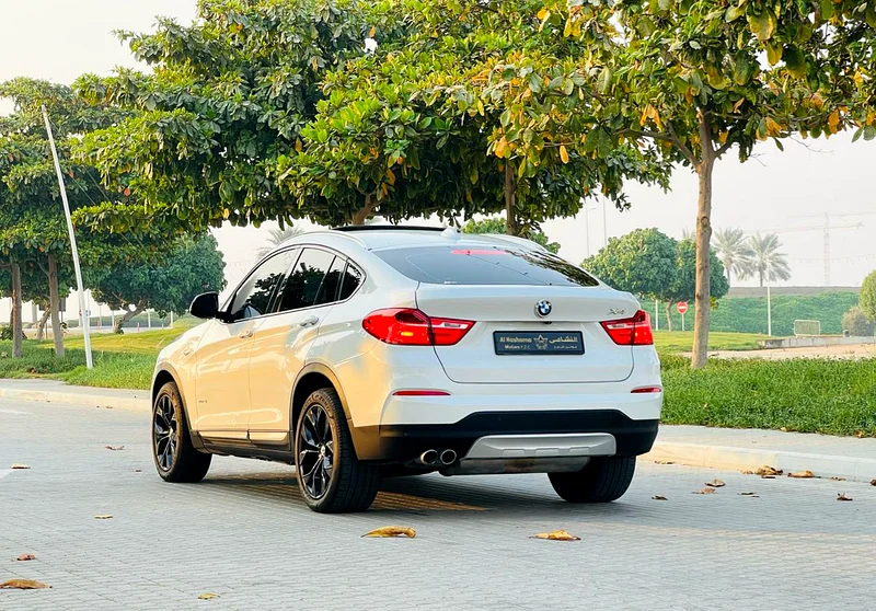 BMW X4 x drive 28 I gcc specifications perfect condition63406148744451114