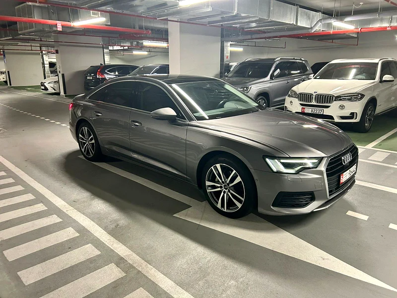 Audi A6 2.0T Quattro 2021. Full service history at Audi. No accidents. Under warranty.63398612656514112