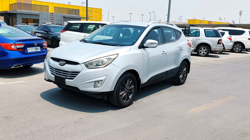 HYUNDAI TUCSON 2015 GCC VERY CLEAN CAR GOOD CONDITION RUN AND DRIVE ALSO PERFECT63406906563074114