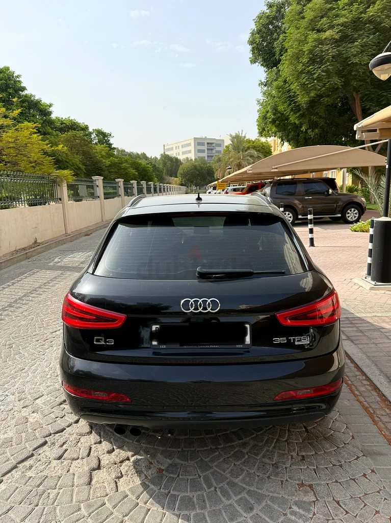 AUDi Q3 GCC Specs63224793025922114