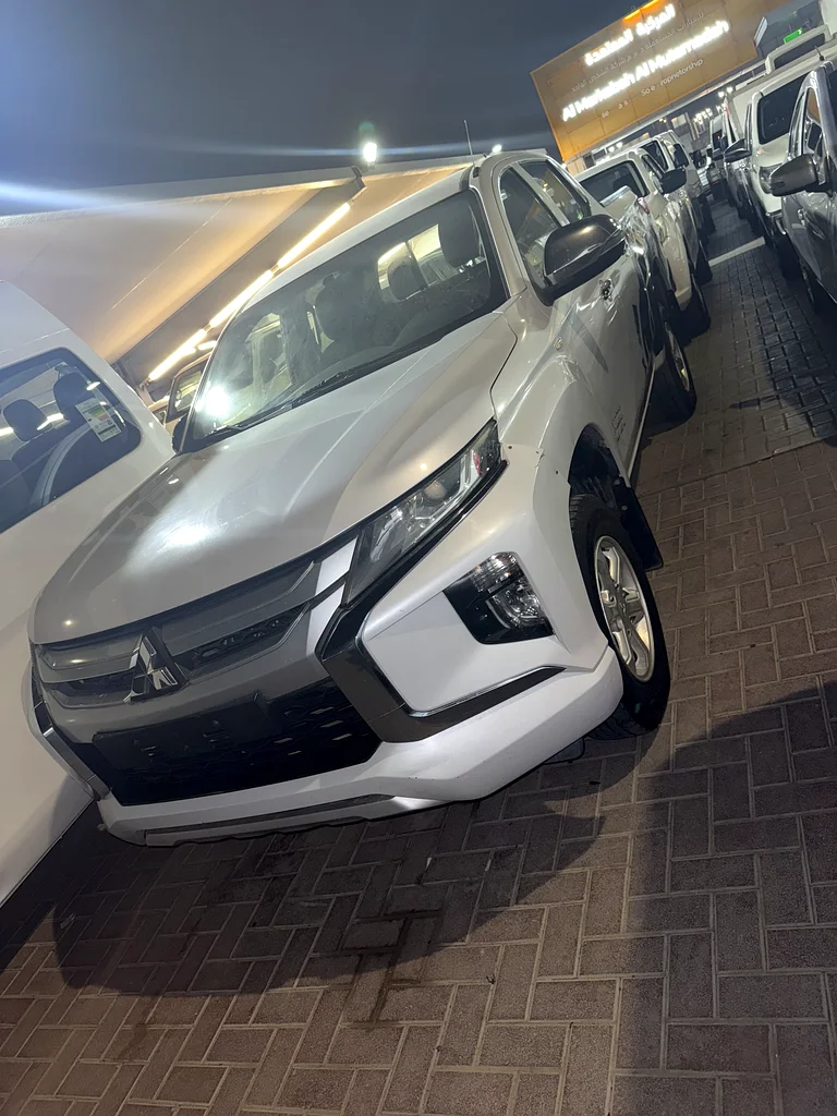 Mitsubishi L200 4X4 Petrol 2020 Model Low Millage Accident free Excellent Condition63398590872706113